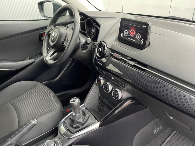 Mazda 2 1.5 Skyactiv-G Sport Selected Navigatie, Climate Control, Cruise Control, 15"Lm, Achteruitrijcamera, Stoelverwarming