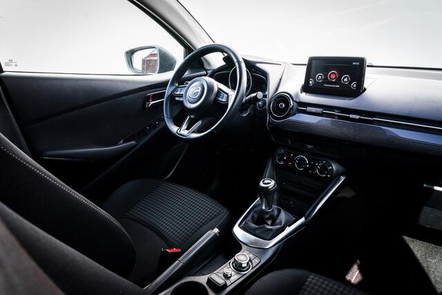 Mazda 2 1.5 90 PK Skyactiv-G Sport Selected | Ned Auto | 64 DKM | | Navigatie audio Dab | Cruise control | Zwart 16 Inch Lmv | Getint glas achter |