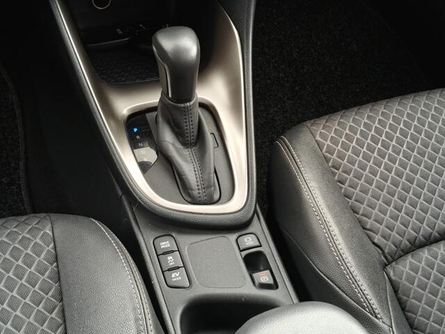 Mazda 2 Hybrid 1.5 Agile, STUUR/STOELVERWARMING / LED / CARPLAY