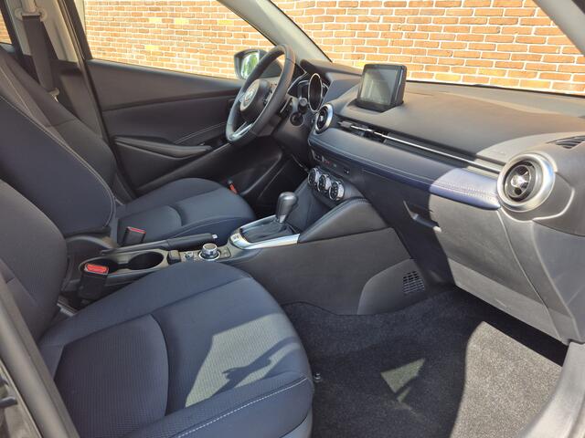 Mazda 2 1.5 Skyactiv-G 90 Luxury | AUTOMAAT | NAVI | CLIMA