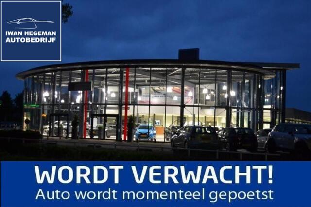 Mazda 2 Hybrid - Toyota Yaris 1.5 | Navigatie via Apple Carplay | Stoel + stuurverwarming | Cruise Control | Parkeercamera | Licht metalen velgen