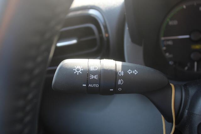 Mazda 2 Hybrid 1.5 Centre-line Stuurwiel verwarmd, Voorstoelen verwarmd, Apple Carplay/Android Auto, Cruise control adaptief met stop&go