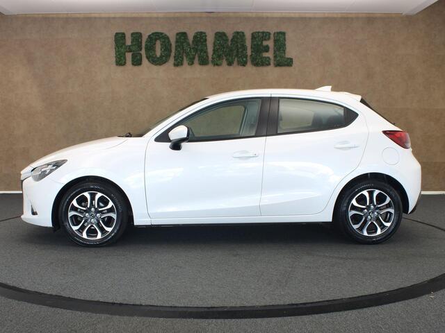Mazda 2 1.5 Skyactiv-G Dynamic+ - ORIGINEEL NEDERLANDSE AUTO - AFKOMSTIG VAN EERST EIGENAAR - 100% ONDERHOUDEN - PARKEERSENSOREN ACHTER - NAVIGATIE - AIRCO