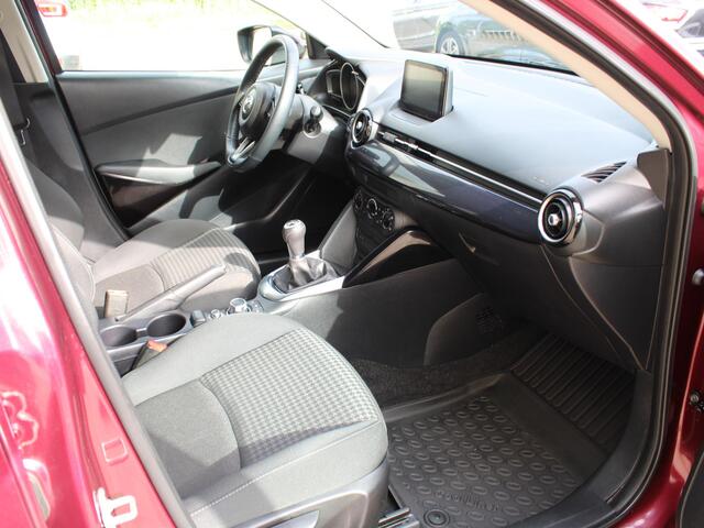 Mazda 2 1.5 Skyactiv-G Sport Selected | ACHTERUITRIJCAMERA | CRUISE CONTROL |