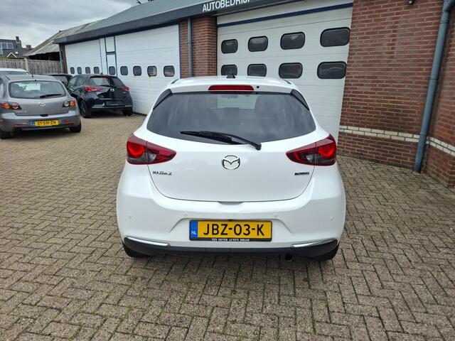 Mazda 2 1.5 SKYACT-G LUXURY AUTOMAAT / CAMERA / CARPLAY / CRUISE / STOELVERW