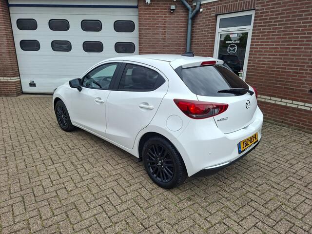 Mazda 2 1.5 SKYACT-G LUXURY AUTOMAAT / CAMERA / CARPLAY / CRUISE / STOELVERW