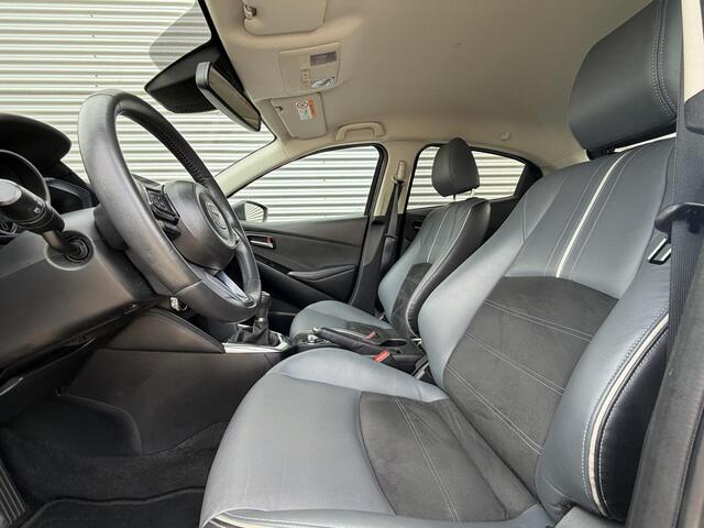 Mazda 2 1.5 Skyactiv-G Signature | Stuurverwarming | LED | 360 Camera |