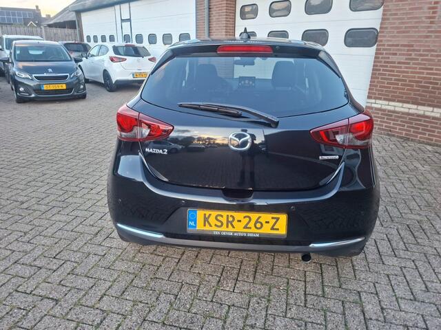 Mazda 2 1.5 SKYACT-G LUXURY / CAMERA / CARPLAY / CRUISE / STOELVERW