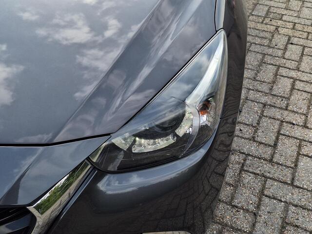 Mazda 2 1.5 Skyactiv-G GT-M | Apple Carplay/Android Auto | Trekhaak | Stoelverwarming | Climate control | Lichtmetalen velgen |
