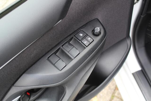 Mazda 2 Hybrid 1.5 Executive Line Stoelverwarming l Adap. cruise control l Parkeercamera l Apple carplay/ Android auto