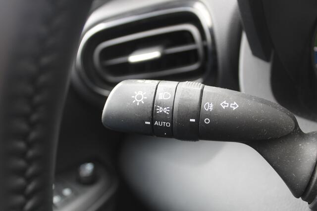 Mazda 2 Hybrid 1.5 Executive Line Stoelverwarming l Adap. cruise control l Parkeercamera l Apple carplay/ Android auto