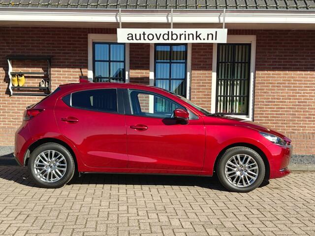 Mazda 2 1.5 Skyactiv-G SIGNATURE / CAMERA / ADAPTIVE CRUISE CONTROL / CARPLAY