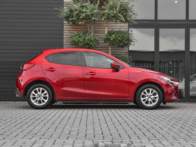 Mazda 2 1.5 Skyactiv-G SkyLease Airco Cruise Navi PDC Automaat
