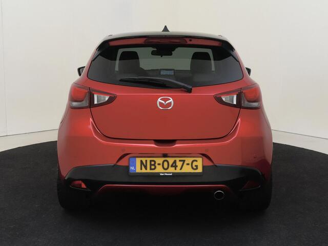 Mazda 2 1.5 Skyactiv-G Skylease GT | Automaat | Parkeersensoren Achter | Parkeer Camera Achter | Navigatie | Verwarmbare Voorstoelen | Airco