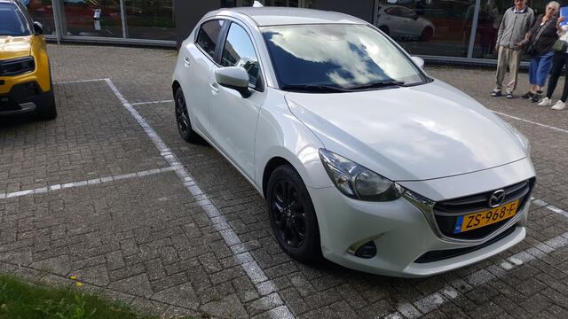 Mazda 2 1.5 Skyactiv-G Sport Selected Airco | Navigatie | Cruise control | Lichtmetalen velgen