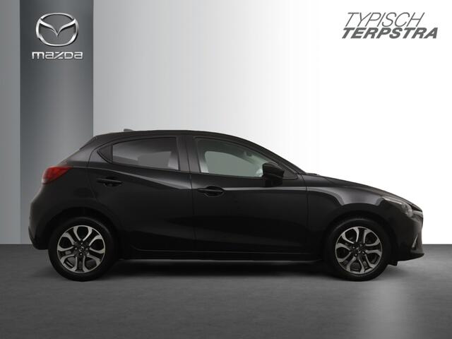 Mazda 2 SKYACTIV-G 90 GT-M / Head-up / Camera / Keyless entry