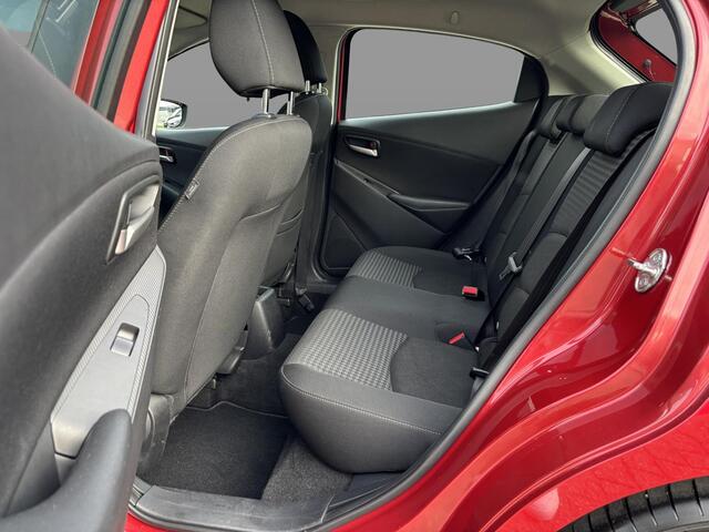 Mazda 2 1.5 Skyactiv-G Dynamic+ Navi, Cruise, Airco, PDC, LMV 16 Inch