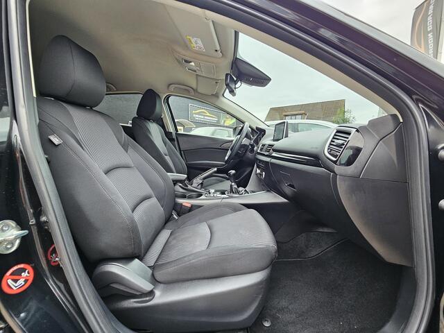 Mazda 3 2.0 SkyActiv-G 120 GT-M CRUISE CONTROL|ECC/AIRCO|PDC|BLUE TOOTH TELEFONIE|18 INCH Maandag tot Vrijdag geopend van 09.00 tot 20.00 uur en Zaterdag van 09.00 tot 18.00 uur
