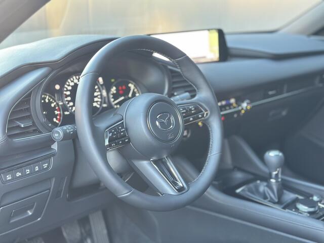 Mazda 3 2.5 e-SkyActiv-G Exclusive-line