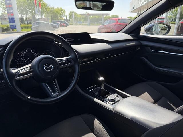 Mazda 3 2.0 e-SkyActiv-G M Hybrid 122 Comfort | 360 CAMERA | NAVIGATIE | STOELVERWARMING |