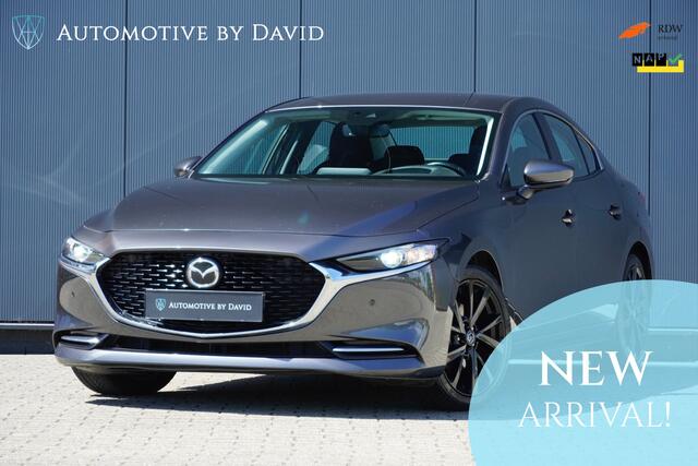 Mazda 3 SEDAN 2.0 186 pk e-SkyActiv-X M HYBRID COMFORT / LED KOPLAMPEN / 18 INCH LMV / NAVIGATIE / APPLE CARPLAY / STOEL- STUURVERWARMING /