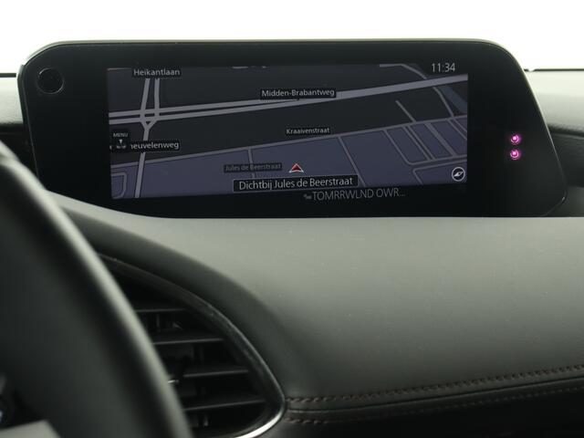 Mazda 3 2.0 e-SkyActiv-X M Hybrid 180 Luxury | I-Activesense | 360 Camera | Stuurwiel verwarmd | Voorstoelen verwarmd |