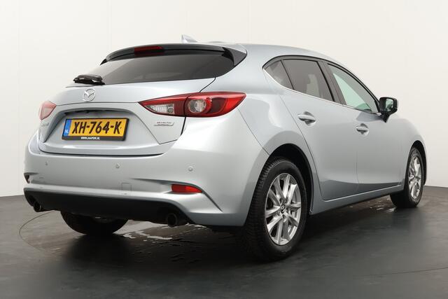Mazda 3 BWJ 2019 2.0 SkyActiv-G 120 PK SkyLease+ XENON / NAVI / CLIMA / CRUISE / STOELVERW. / STUURVERW. / CAMERA / LMV / PDC / HEADUP DISPLAY