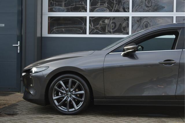 Mazda 3 2.0 e-SkyActiv-G M Hybrid 122 Luxury | Trekhaak/Carplay/Bose/memory/Adapt.CC | Met 12 maanden Bovag garantie!