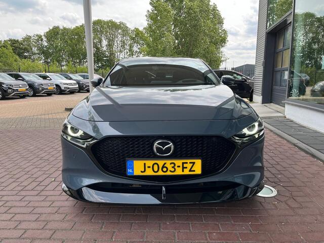Mazda 3 2.0 e-SkyActiv-X M Hybrid 180 Luxury / Leder / Bose Sound / Electrische geheugen stoel / 360 Camera / Led / 18 Inch
