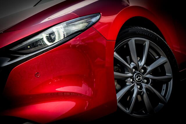 Mazda 3 2.0 e-SkyActiv-G M Hybrid 150 Sportive | 18 inch | Adapt. Cruise | Camera | PDC