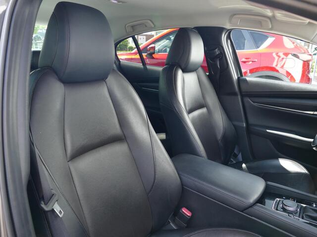 Mazda 3 2.0 e-SkyActiv-G M Hybrid 122 Luxury | AUTOMAAT | 360 View | Leder | RIJKLAARPRIJS!