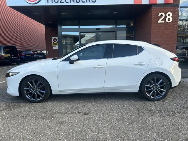 Mazda 3 2.0 e-SkyActiv-G M Hybrid 122 Luxury // FULL LED // NAVI + CARPLAY // ADAPTIV CRUISE // HUD // BOSE AUDIO // 360 CAMERA