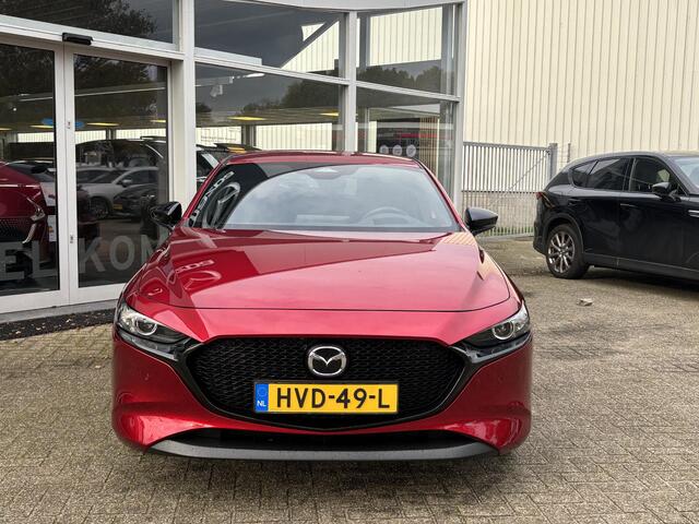 Mazda 3 2.5 e-SkyActiv-G M Hybrid 140 Homura Automaat, Navigatie, Apple Carplay/ Android Auto, Head-up, Cruise Controle Add, A.Rij-Camera, Parkeerhulp v., Stoel verwarming