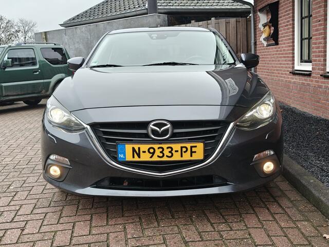 Mazda 3 2.0 GT-M Line, CAMERA / STOELVERWARMING