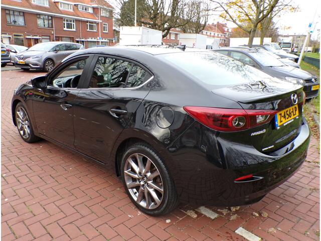 Mazda 3 2.5 AUTOMAAT CRUISECONT LEDEREN BEKLEDING... APPLECARPLAY CAMERA SCHUIFKANTELDAK....