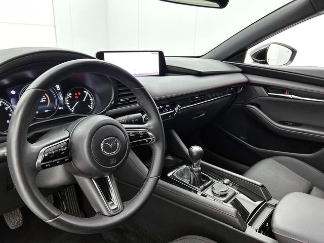 Mazda 3 2.0 e-SkyActiv-X M Hybrid 186 Homura | Navigatie | Camera achter | Cruise contr. adaptief | PDC |