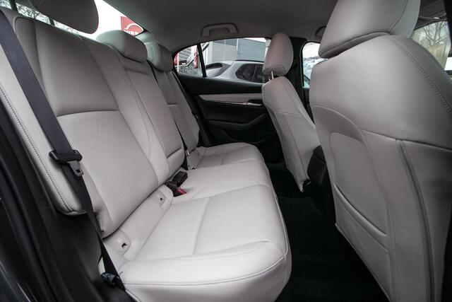 Mazda 3 2.0 e-SkyActiv-X M Hybrid 180 Luxury - Leder | Navi | Adap. cruise