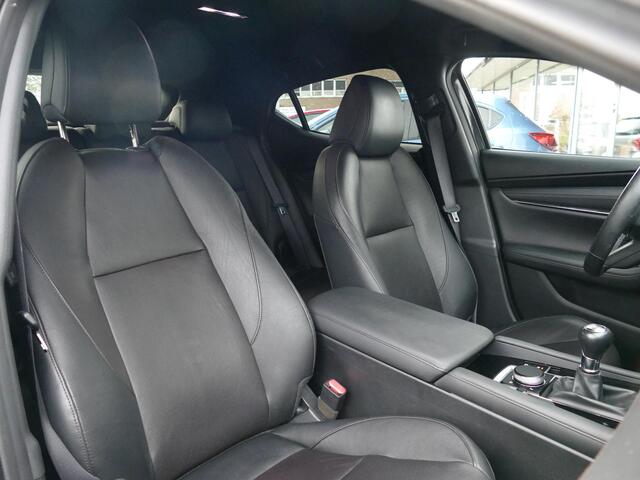 Mazda 3 2.0 e-SkyActiv-X M Hybrid 180 Luxury | Leder | Camera | RIJKLAARPRIJS!