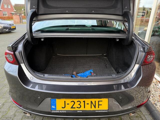 Mazda 3 2.0 e-Skyactive-X M Hybrid Luxury 180PK HEAD-UP / CAMERA V+A / 3