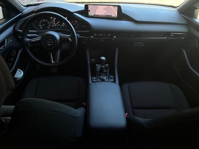 Mazda 3 2.0 e-SA-X Excl. line 186pk NAVI CARPLAY BOSE® *DEMO*