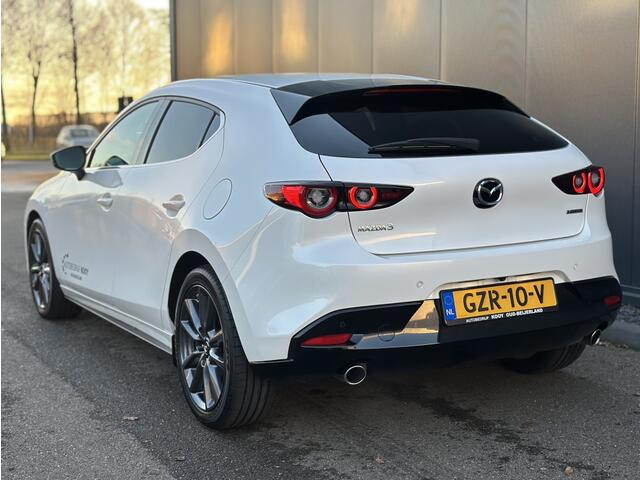 Mazda 3 2.5 e-SkyActiv-G Exclusive-line / Bose / 360 camera