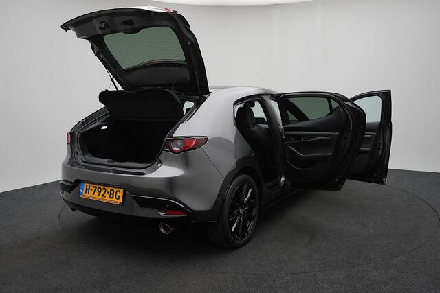 Mazda 3 2.0 SkyActiv-X Luxury i-Activesense: dealer onderhouden