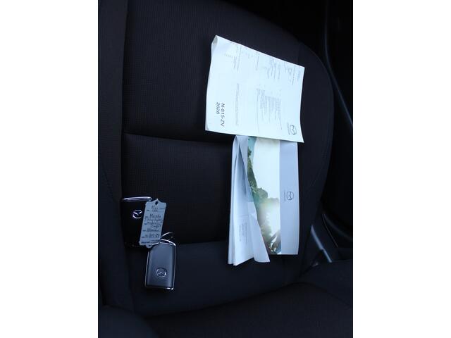 Mazda 3 2.0 e-SkyActiv-G M Hybrid 122 Comfort CLIMATE | CARPLAY | CAMERA | DAB | LED | TREKHAAK | HEAD-UP | STOEL/STUURVERW | LMV | ADAPCRUISE