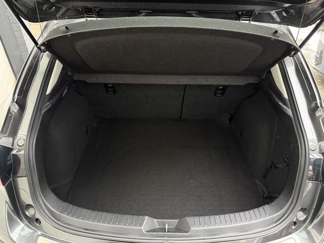 Mazda 3 2.0 S.A. 120 GT-M LEER/HEAD-UP/STOELVW/STUURVW