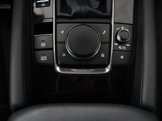 Mazda 3 2.0 e-SkyActiv-G Sportive | Head-Up | Stoelverwarming | Adaptive cruise | Camera | Carplay | Stuurverwarming | Navigatie | Climate control | Bluetooth | Parkeerhulp | Full LED