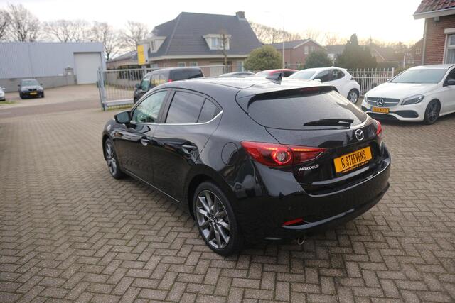 Mazda 3 2.0 SkyActiv-G 120 GT Navigatie