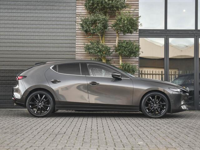 Mazda 3 2.0 e-SkyActiv-G M Hybrid 122 Luxury Leren bekleding Bose 360 camera Adaptive Cruise Control