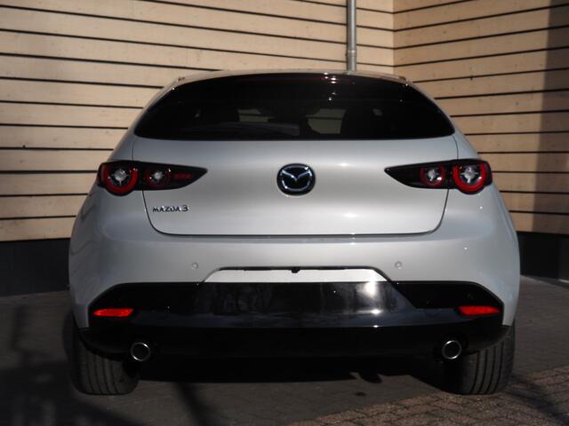 Mazda 3 2.5 e-SkyActiv-G M Hybrid 140 Homura - Nu met ¤ 3.000,- Voorraad Korting - Diverse kleuren leverbaar