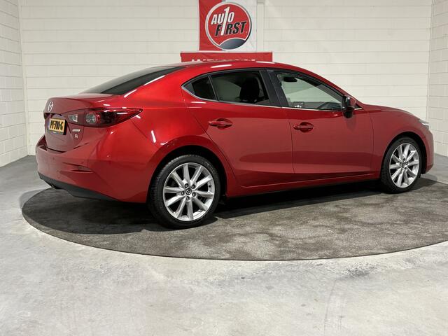 Mazda 3 2.0 SkyActiv-G 120 GT-M, Leer, Navi, Camera, Xenon, Hud, 18 inch, Bose, NL auto, Stuurwielverwarming, Clima, Cruise, Regen, Lichtsensor
