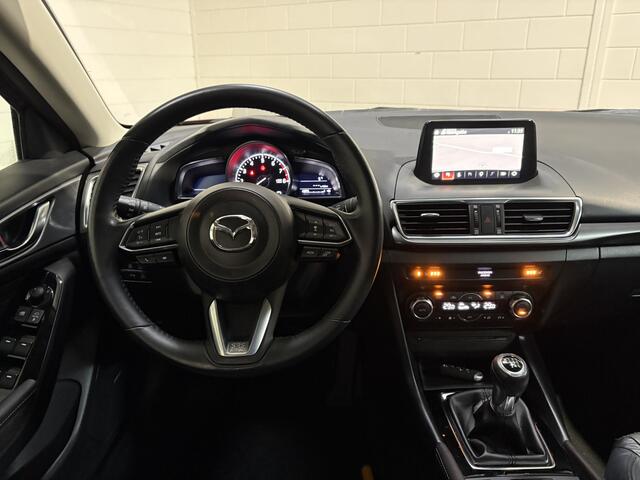 Mazda 3 2.0 SkyActiv-G 120 GT-M, Leer, Navi, Camera, Xenon, Hud, 18 inch, Bose, NL auto, Stuurwielverwarming, Clima, Cruise, Regen, Lichtsensor